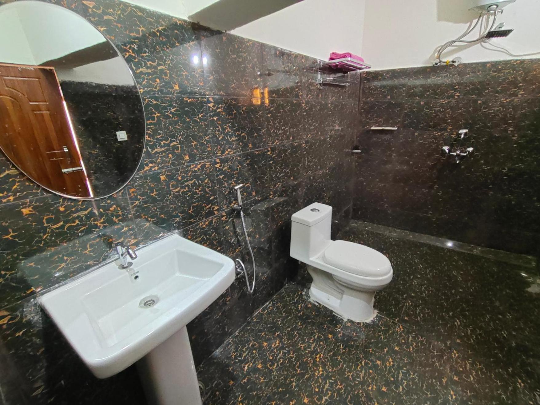 Alaknanda Homestay Karnaprayāg 外观 照片