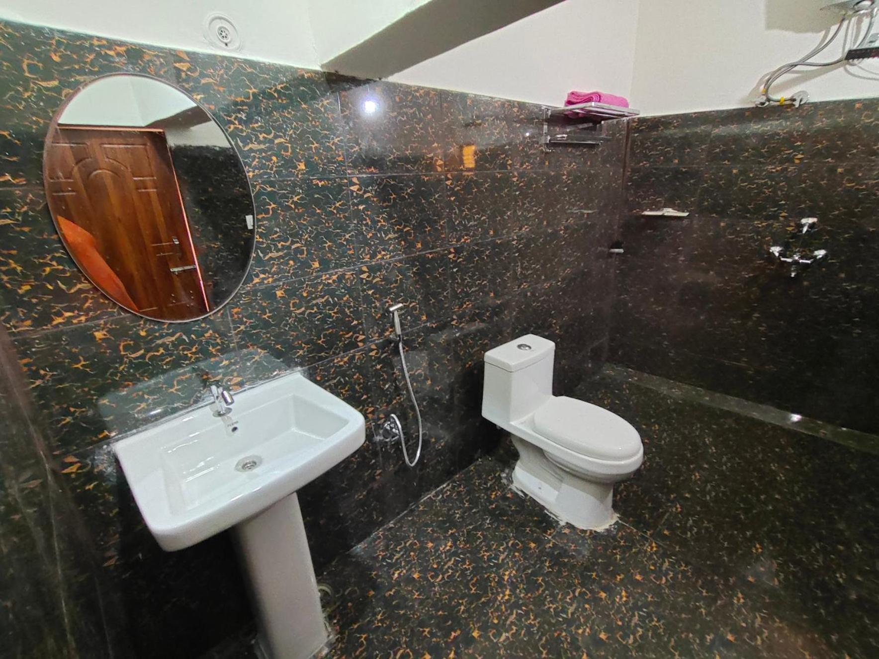 Alaknanda Homestay Karnaprayāg 外观 照片